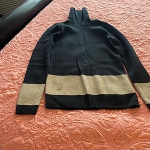 NWOT Black & Gold Turtleneck